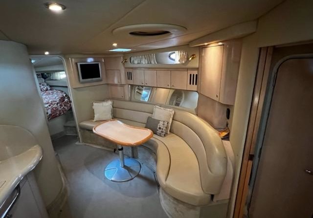 Sea Ray 410 Sundancer