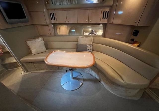 Sea Ray 410 Sundancer