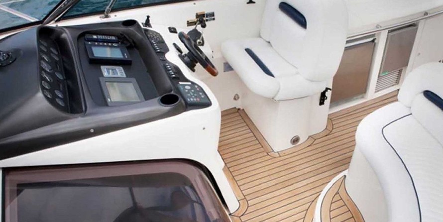 Sunseeker Camargue 52