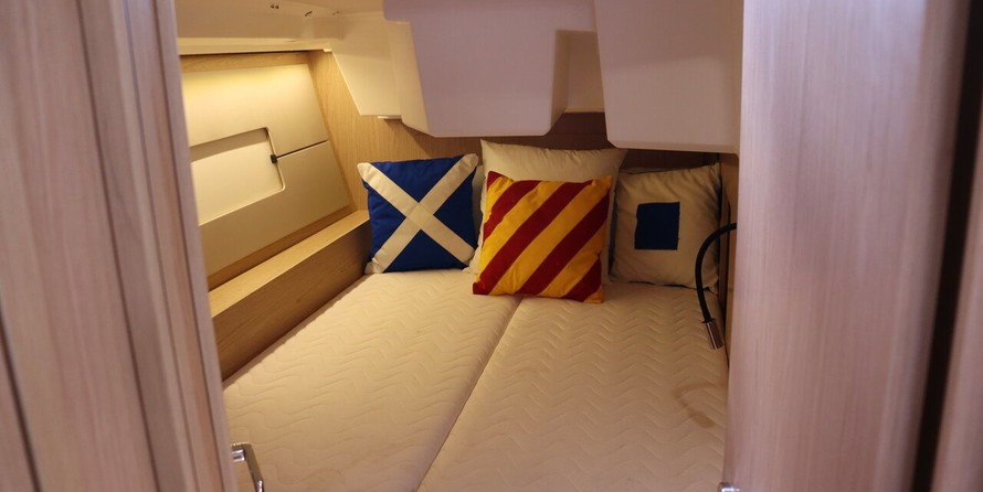 Beneteau Oceanis 46.1