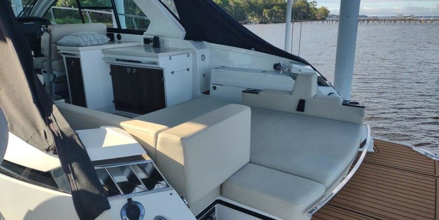 Bavaria Sport 360 coupe