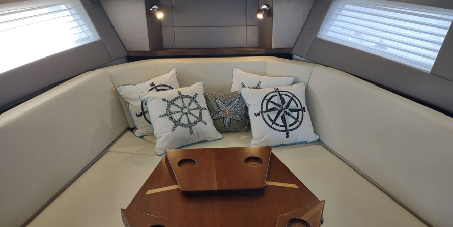 Bavaria Sport 360 coupe