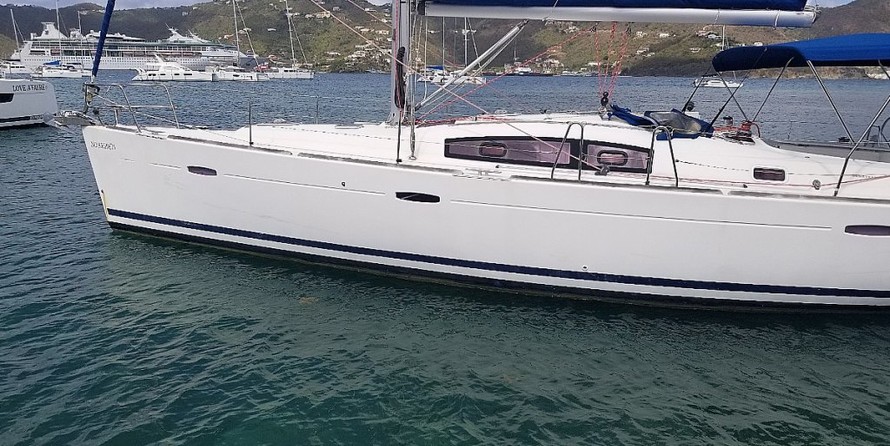 Beneteau Oceanis 43