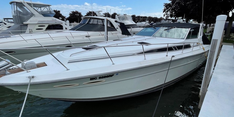 Sea ray 390 express cruiser