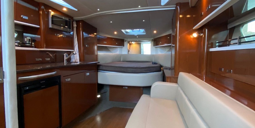 Sea Ray 350 Sundancer