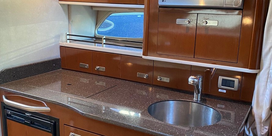 Sea Ray 350 Sundancer