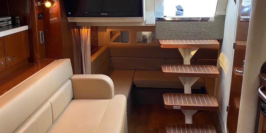 Sea Ray 350 Sundancer