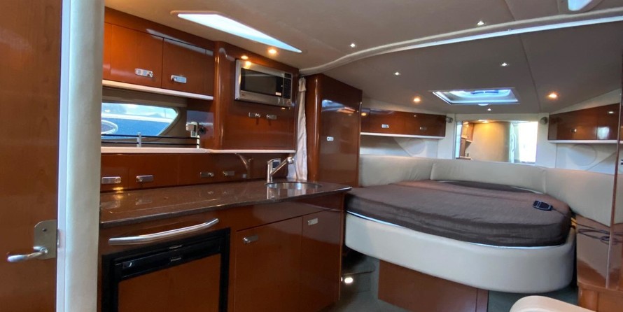 Sea Ray 350 Sundancer