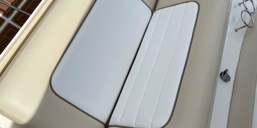 Sea Ray 330 Sundancer