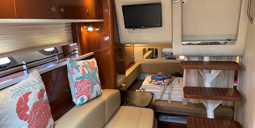 Sea Ray 330 Sundancer