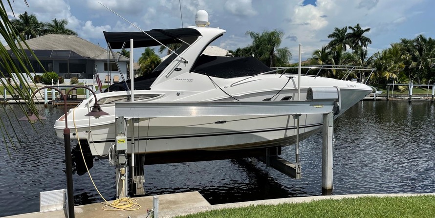 Sea Ray 330 Sundancer