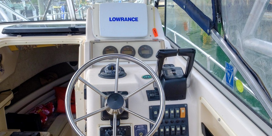 Grady white 270 islander