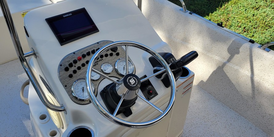 Carolina skiff 218 dlv