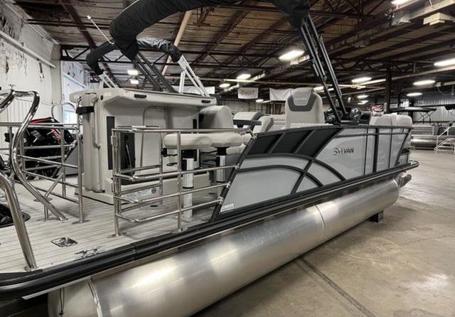 60 x 16 tri-toon passenger vessel