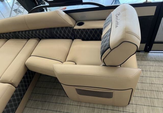 60 x 16 tri-toon passenger vessel