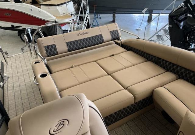 60 x 16 tri-toon passenger vessel