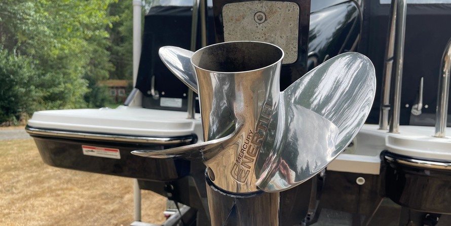 Bayliner Element XR7