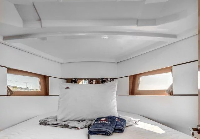 Beneteau Oceanis 38.1