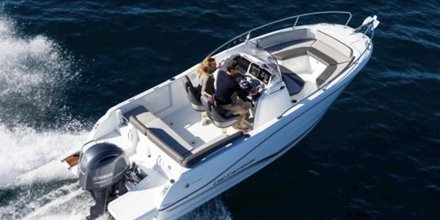 Jeanneau CAP CAMARAT 7.5 CC SERIE 3