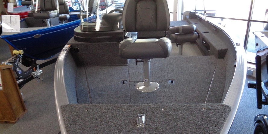 Lund Boats 1675 Impact SS