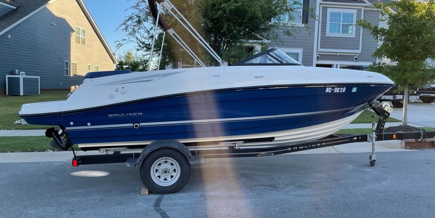 Bayliner VR5 BOWRIDER
