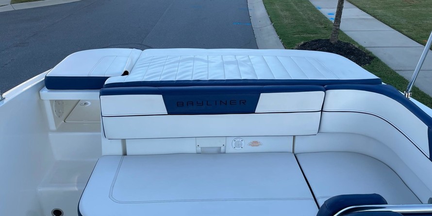 Bayliner VR5 BOWRIDER