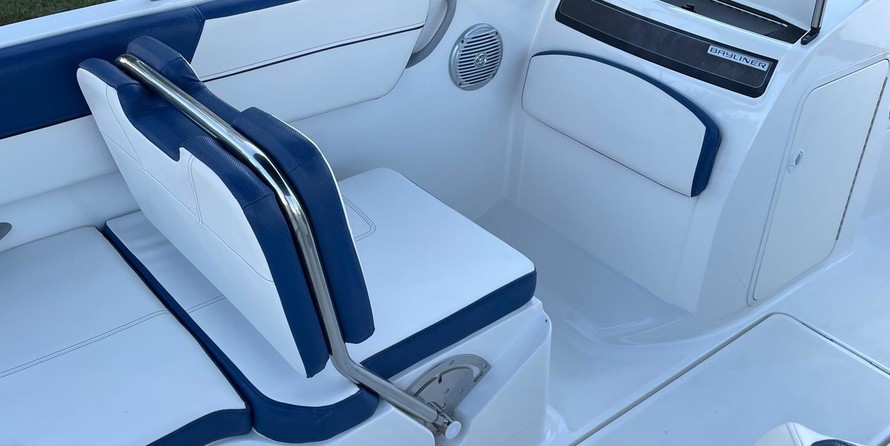 Bayliner VR5 BOWRIDER