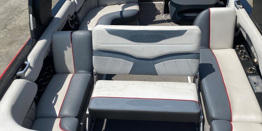 Malibu Wakesetter 25 LSV