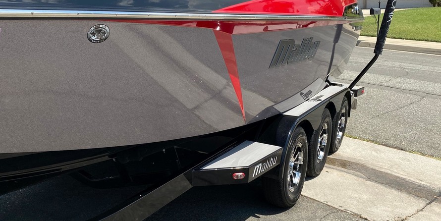 Malibu Wakesetter 25 LSV