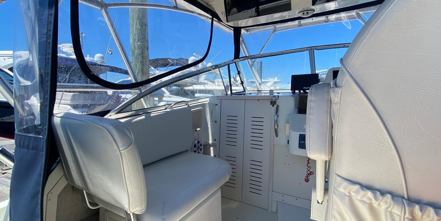 Grady-White Marlin 300