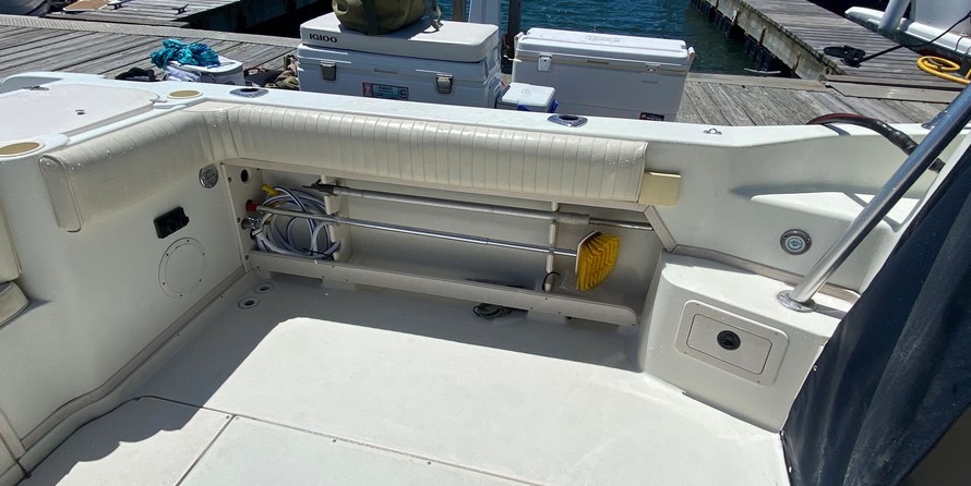 Grady-White Marlin 300