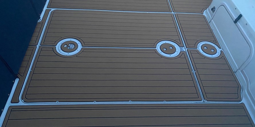 Grady-White Marlin 300