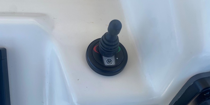 Grady-White Marlin 300