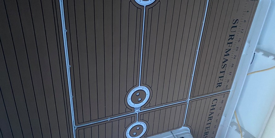 Grady-White Marlin 300