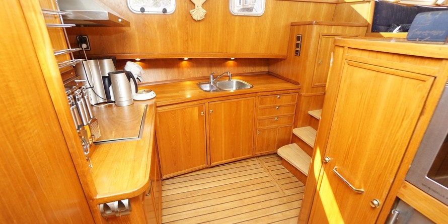 Holterman 13.50 Royal Class Trawler