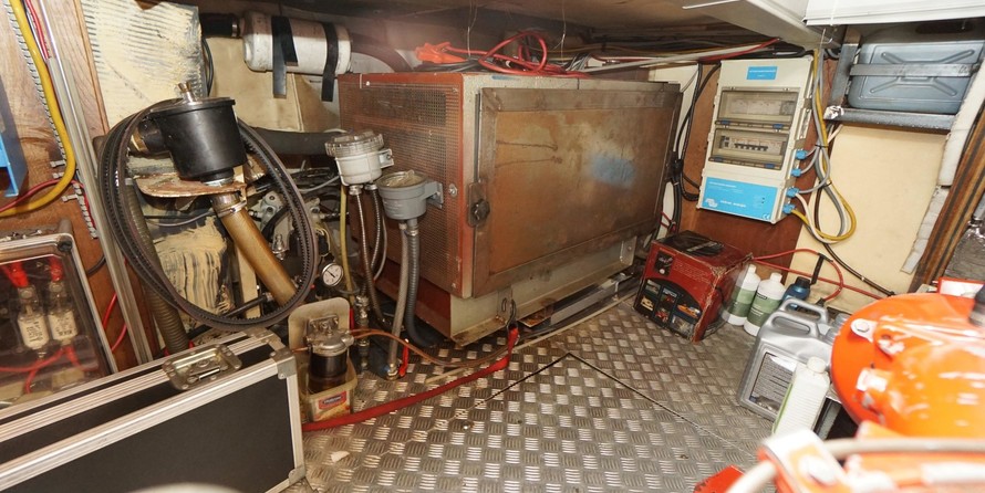 Holterman 13.50 Royal Class Trawler