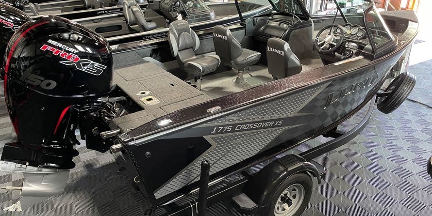 Lund Boats 1775 Crossover XS