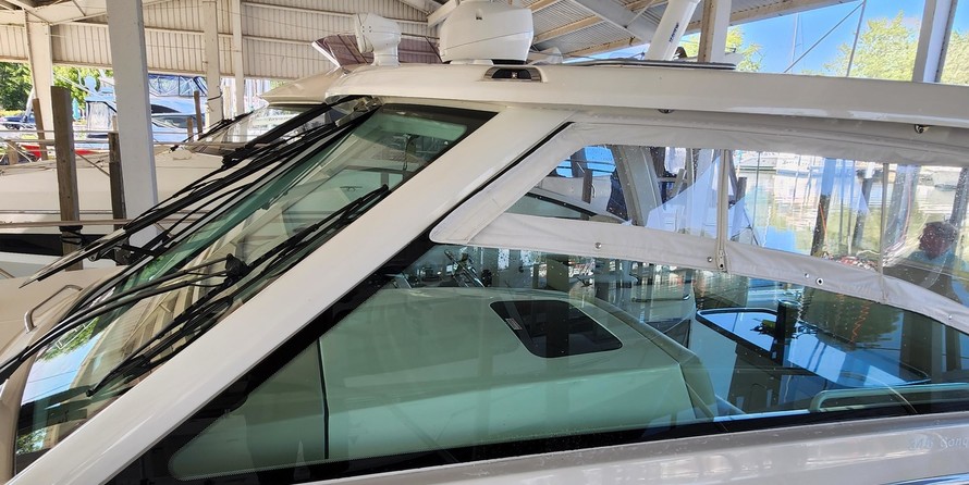 Boston Whaler 345 Conquest