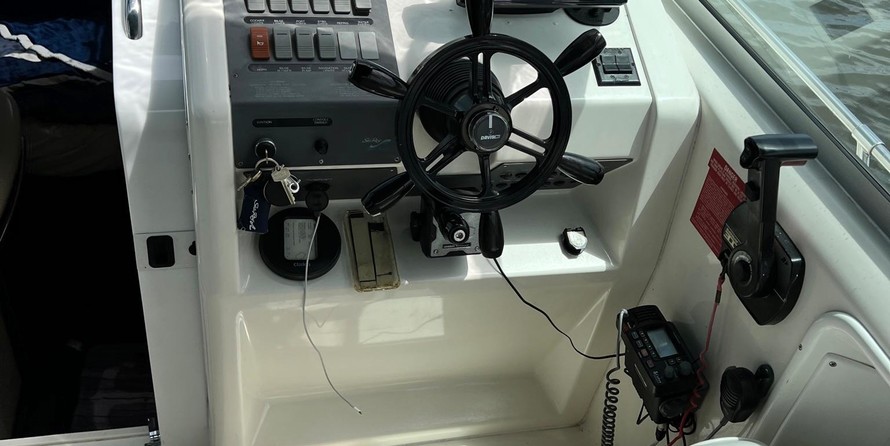 Sea ray 270 sundancer