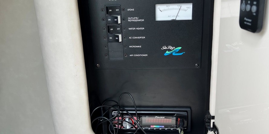 Sea ray 270 sundancer