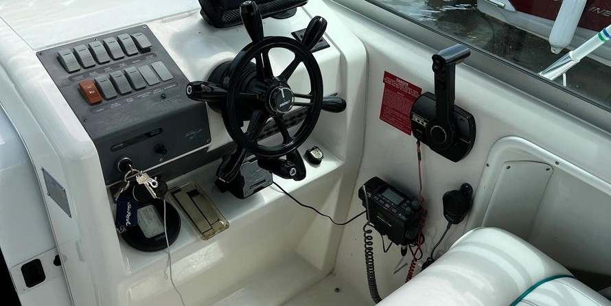 Sea ray 270 sundancer