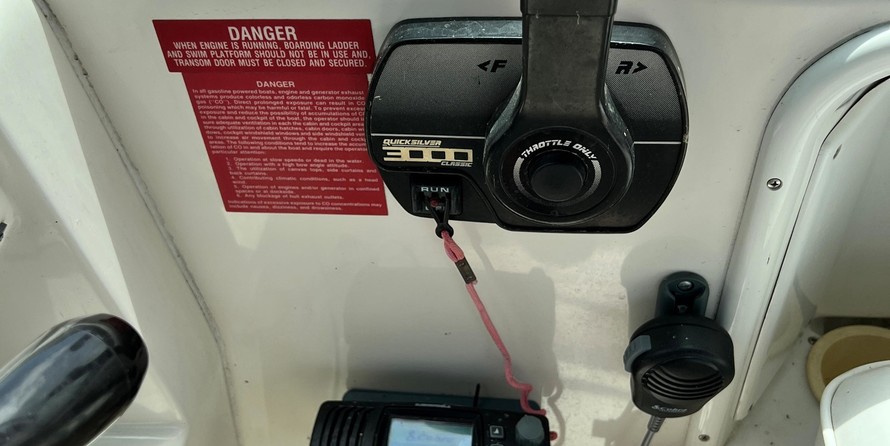 Sea ray 270 sundancer