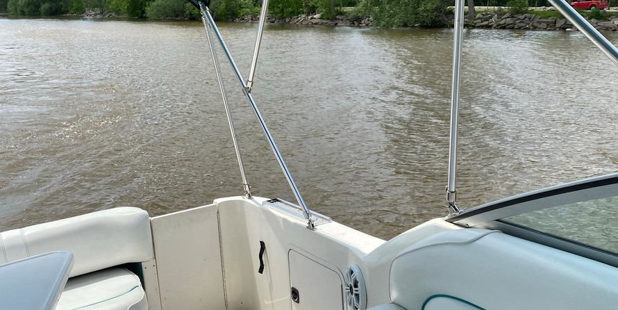 Sea ray 270 sundancer