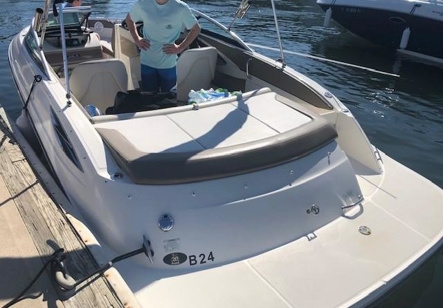 Sea Ray 210 SLX