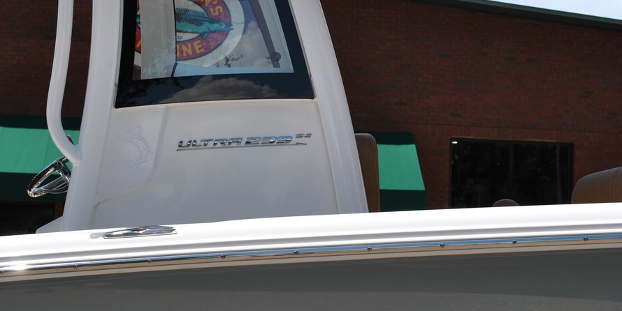 Sea Ray hunt ultra 211