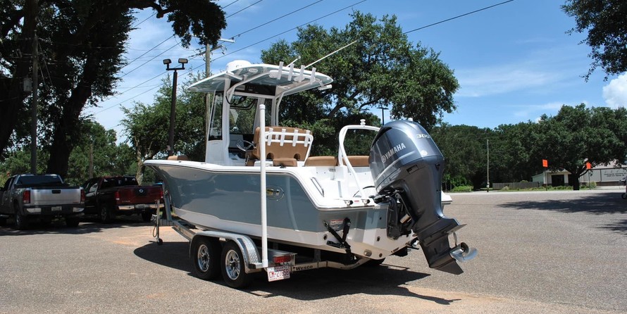 Sea Ray hunt ultra 211