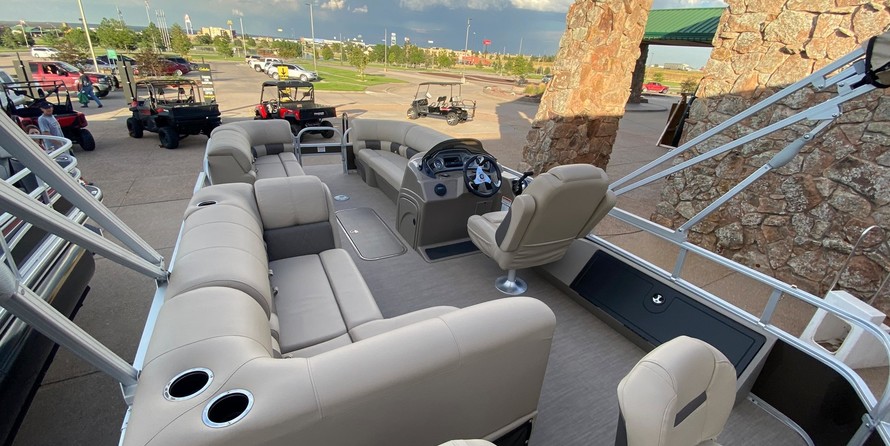 Sun Tracker SportFish 22 XP3