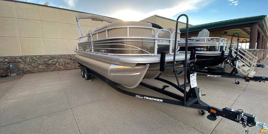 Sun Tracker SportFish 22 XP3