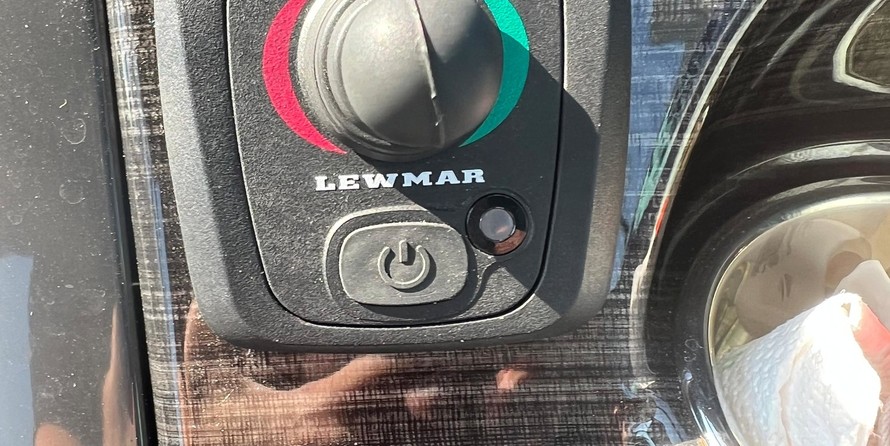 Monterey 295 Sport Yacht