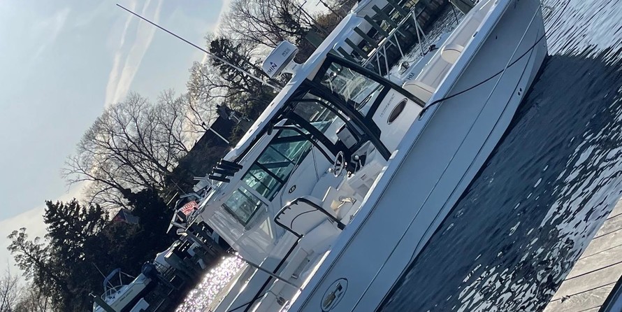 Sea Ray hunt ultra 211